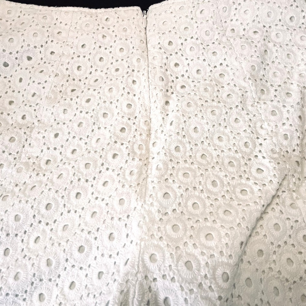 Cappagallo White Eyelet Lined Shorts Size 12 Side Slash Pockets Back Zip 36 - Picture 4 of 10